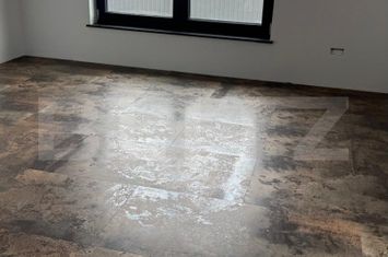 Apartament 3 camere de vanzare SUCEAVA - Suceava anunturi imobiliare Suceava