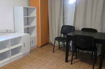 Apartament de inchiriat 3 camere zona Centru-Arcu anunturi imobiliare Iasi