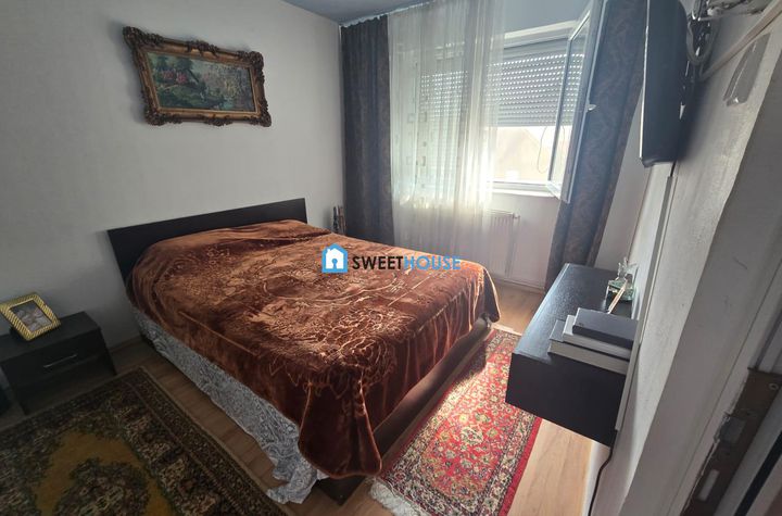 Apartament 3 camere de vanzare CENTRAL - Brasov anunturi imobiliare Brasov