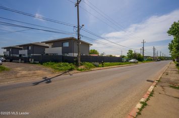 Casă modernă 3 dormitoare,140m,living generos, loc piscină-Balotești anunturi imobiliare Bucuresti