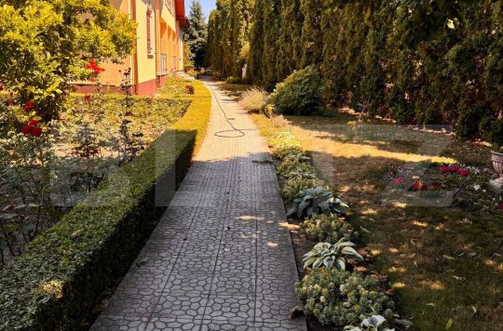 Casă - 11 camere de vanzare BARIERA VALCII - Dolj anunturi imobiliare Dolj