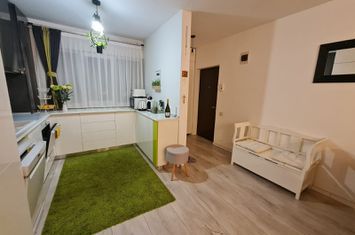 Apartament 3 camere de vanzare VEST - Cluj anunturi imobiliare Cluj