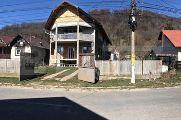 Casă - 6 camere de vanzare BEZDEAD - Dambovita anunturi imobiliare Dambovita