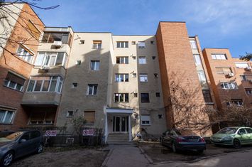 PRET NOU! Apartament decomandat 3 camere - str. Horia - COMISION 0% anunturi imobiliare Arad