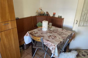 Apartament 3 camere de vanzare GARA - Vrancea anunturi imobiliare Vrancea