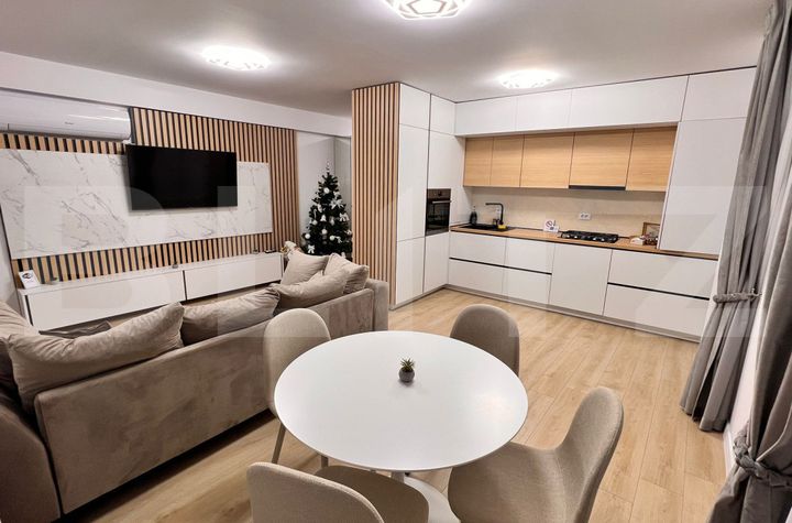 Apartament 3 camere de inchiriat CALEA BUCURESTI - Dolj anunturi imobiliare Dolj