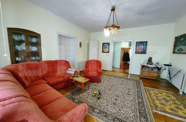 Vilă - 5 camere de vanzare SARD - Alba anunturi imobiliare Alba