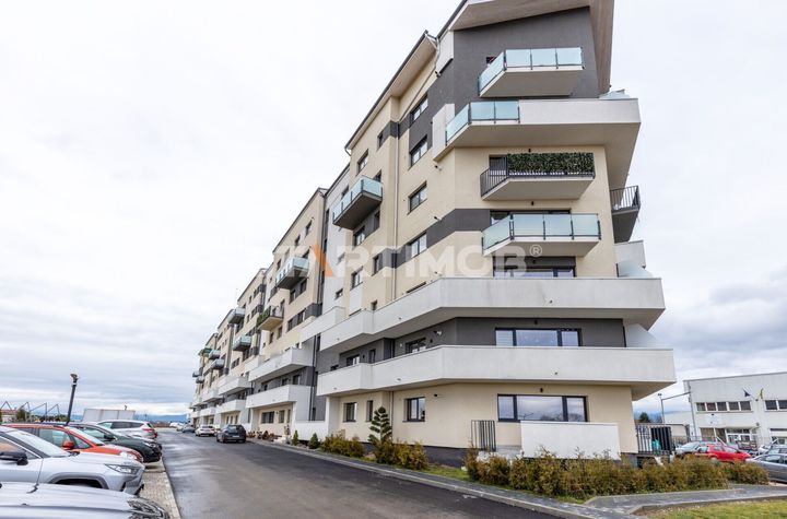 Apartament 3 camere de inchiriat TRACTORUL - Brasov anunturi imobiliare Brasov