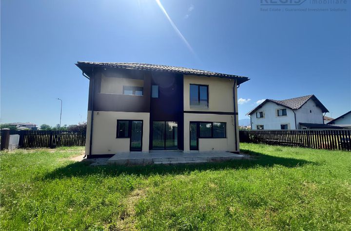 Casă - 4 camere de vanzare STUPINI - Brasov anunturi imobiliare Brasov