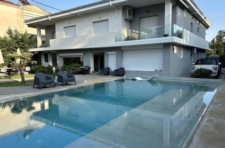 Clădire cu 5 apartamente și piscină, Drama anunturi imobiliare Grecia