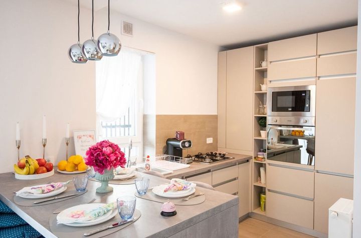 Garsonieră de inchiriat TRACTORU - Brasov anunturi imobiliare Brasov