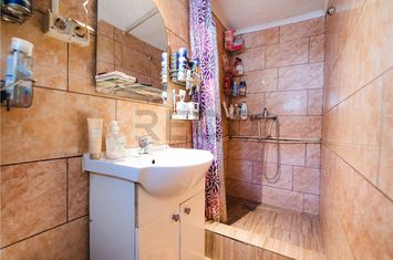Casă - 3 camere de vanzare BIHARIA  - Bihor anunturi imobiliare Bihor