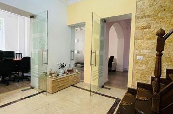 Vilă - 7 camere de inchiriat PARCUL CAROL - Bucuresti anunturi imobiliare Bucuresti