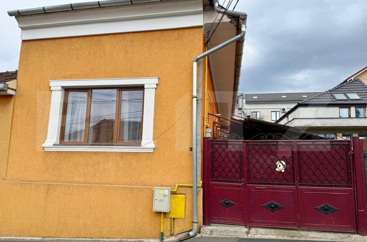 Casă - 4 camere de vanzare CLUJ-NAPOCA - Cluj anunturi imobiliare Cluj