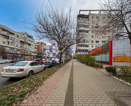 Apartament 3 camere Pacurari, 60 mp