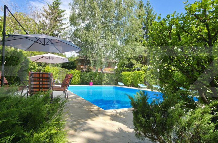 Vilă - 9 camere de vanzare BAICOI - Prahova anunturi imobiliare Prahova