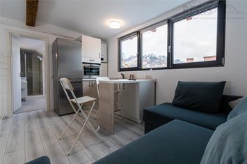 Garsonieră de vanzare ULTRACENTRAL - Brasov anunturi imobiliare Brasov