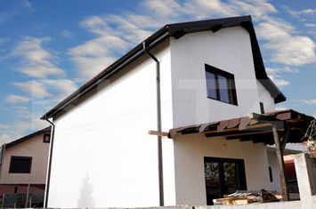 Vilă - 4 camere de vanzare CRAIOVA - Dolj anunturi imobiliare Dolj