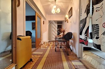 Apartament cu 4 camere, 120mp construiti, Aurel Vlaicu anunturi imobiliare Arad