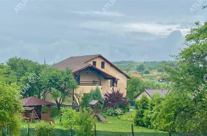 Vilă - 6 camere de vanzare DAIA - Sibiu anunturi imobiliare Sibiu