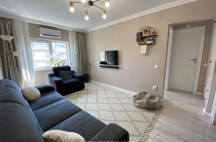 Apartament 4 camere de vanzare INTRE LACURI - Cluj anunturi imobiliare Cluj