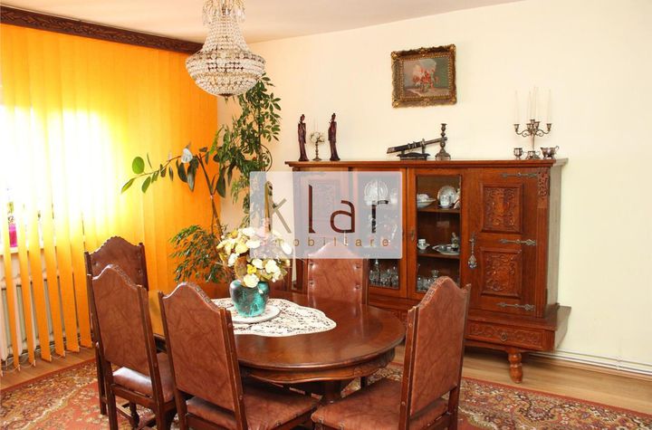 Apartament 4 camere de vanzare MARASTI - Cluj anunturi imobiliare Cluj