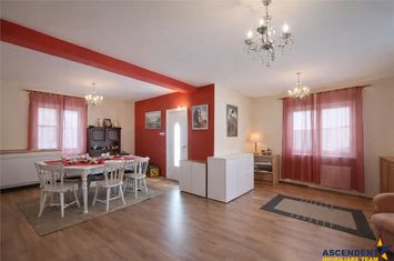 Casă - 5 camere de vanzare EXTERIOR EST - Brasov anunturi imobiliare Brasov