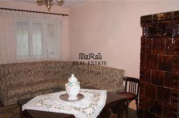 Casă - 4 camere de vanzare BUCES - Hunedoara anunturi imobiliare Hunedoara