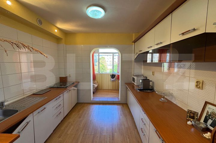 Apartament 2 camere de vanzare CRAIOVA - Dolj anunturi imobiliare Dolj