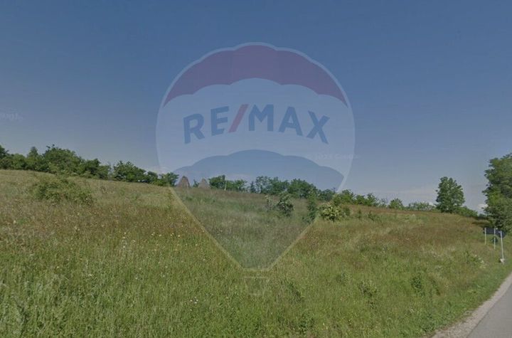 Teren 3,110mp Manastireni, situat în zona DJ 103L anunturi imobiliare Cluj