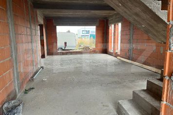 Vilă - 4 camere de vanzare CRAIOVA - Dolj anunturi imobiliare Dolj