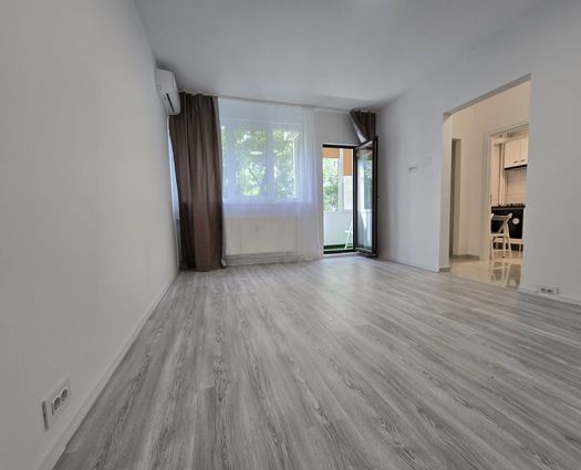 Apartament 2 camere 1 Mai, 49 mp