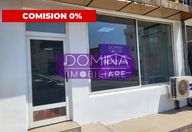900 €, Spațiu comercial