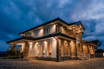 Vilă - 6 camere de vanzare HORODNIC - Suceava anunturi imobiliare Suceava