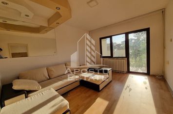 Duplex spatios, regim P+1, cu garaj Ronat anunturi imobiliare Timis