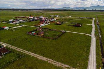 Teren Intravilan de vanzare HARMAN - Brasov anunturi imobiliare Brasov