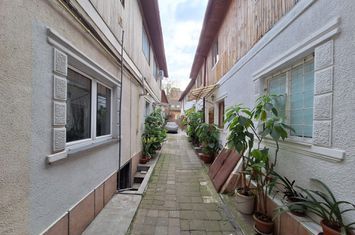 Apartament 4 camere Motilor curte cu 4 familii anunturi imobiliare Cluj