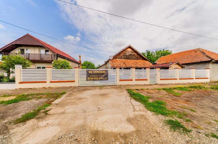 Casa individuala de vanzare in Iratosu 0% COMISION CUMPARATOR anunturi imobiliare Arad