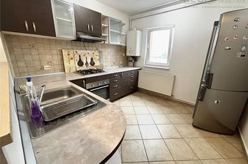 Apartament 4 camere de vanzare CENTRUL CIVIC - Brasov anunturi imobiliare Brasov