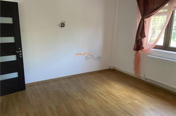 Apartament 3 camere de vanzare ULTRACENTRAL - Vrancea anunturi imobiliare Vrancea
