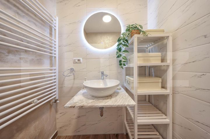 Apartament 3 camere de vanzare TRACTORU - Brasov anunturi imobiliare Brasov