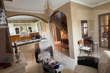 Vilă - 10 camere de vanzare TUDORA - Botosani anunturi imobiliare Botosani