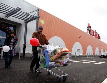 Acţionarii Grantmetal au aprobat vânzarea unui teren de 1,5 ha din Giuleşti. Cumpără Auchan?