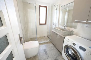 Garsonieră de vanzare FLORESTI - Cluj anunturi imobiliare Cluj