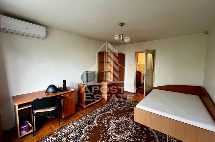 Apartament o camera, etaj 4, bloc anvelopat, Complexul Studentesc anunturi imobiliare Timis