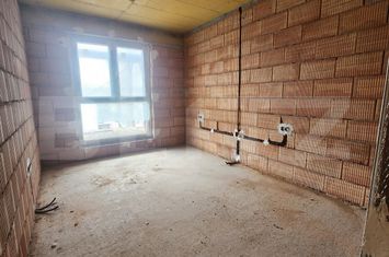 Apartament 2 camere de vanzare FLORESTI - Cluj anunturi imobiliare Cluj