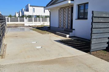Casă parter 3 camere, 2 băi, teren 310 mp | Tunari anunturi imobiliare Bucuresti