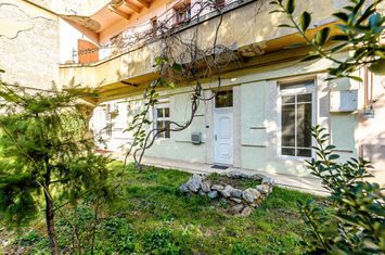 Apartament ultracentral, complet renovat, Strada Eminescu nr. 7 anunturi imobiliare Arad