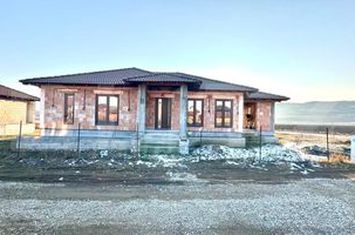 Casă - 4 camere de vanzare IGHIU - Alba anunturi imobiliare Alba