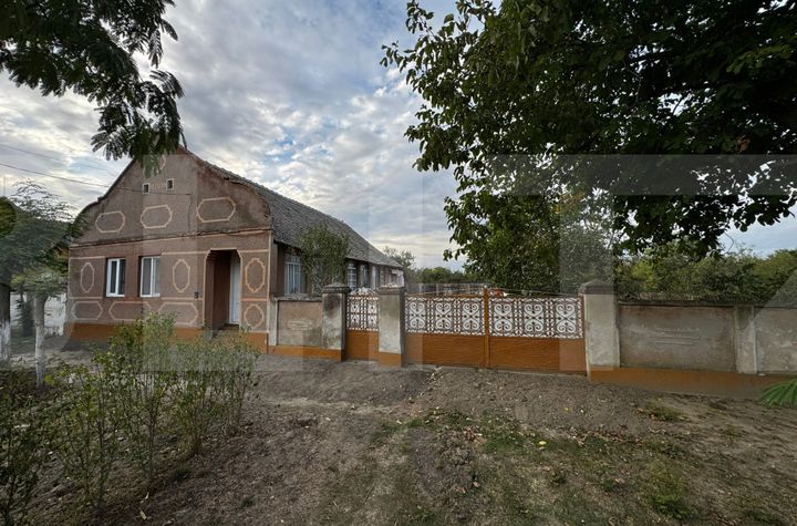 Casă - 4 camere de vanzare CEBZA - Timis anunturi imobiliare Timis